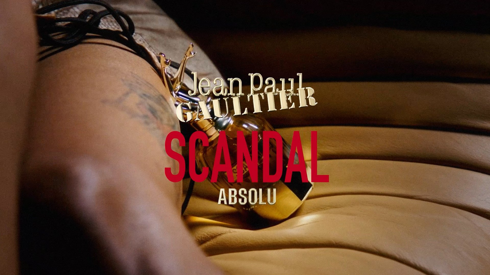 Campaign visual of Scandal Absolu 
